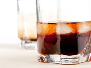 Black russian Cocktails met alcohol