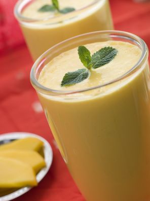 Mangolassi Smoothies